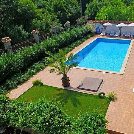 فندق Family Zelenika